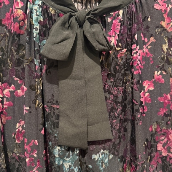 NEW Boutique Floral Tunic Top with Bow Tie - Picture 5 of 5